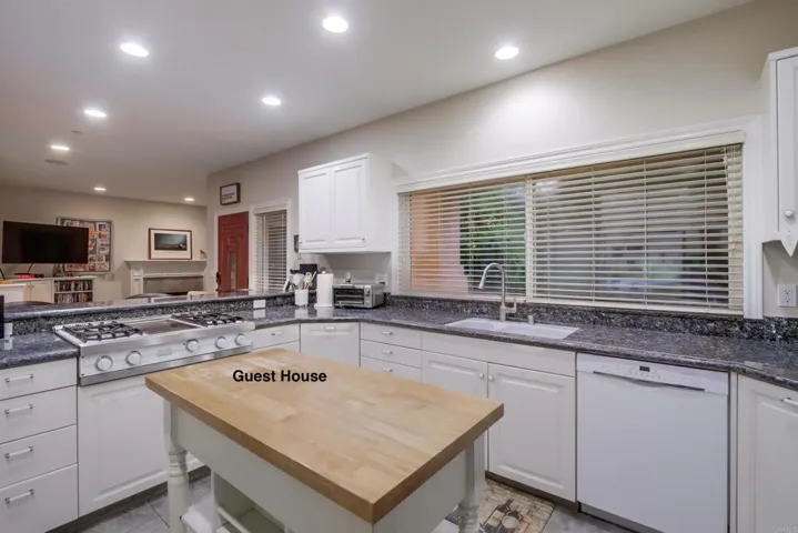 1495 Meredith Road, Fallbrook, California 92028