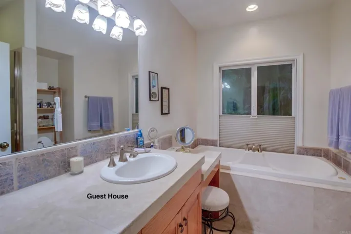 1495 Meredith Road, Fallbrook, California 92028