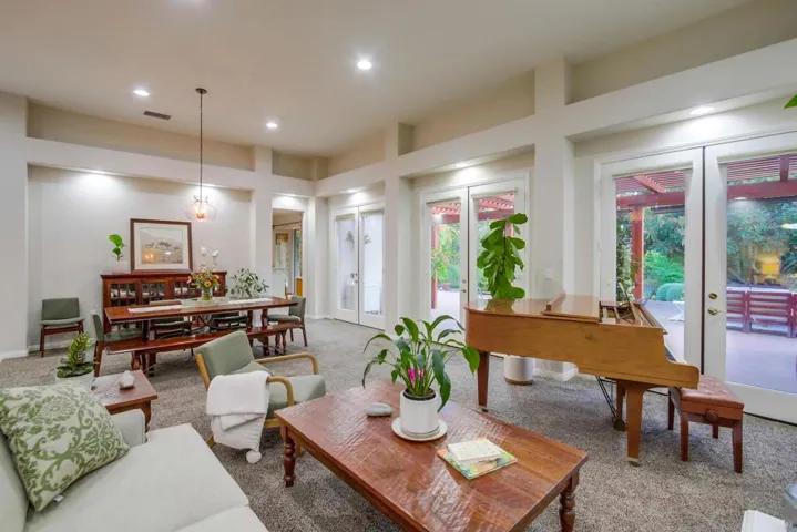 1495 Meredith Road, Fallbrook, California 92028