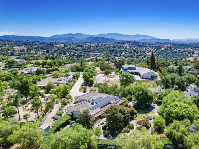 1495 Meredith Road, Fallbrook, California 92028
