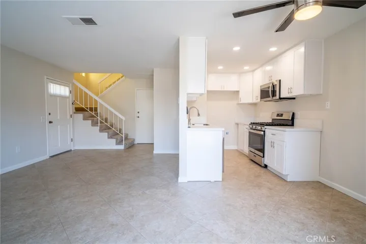 17121 Green Lane A, Huntington Beach, California 92649