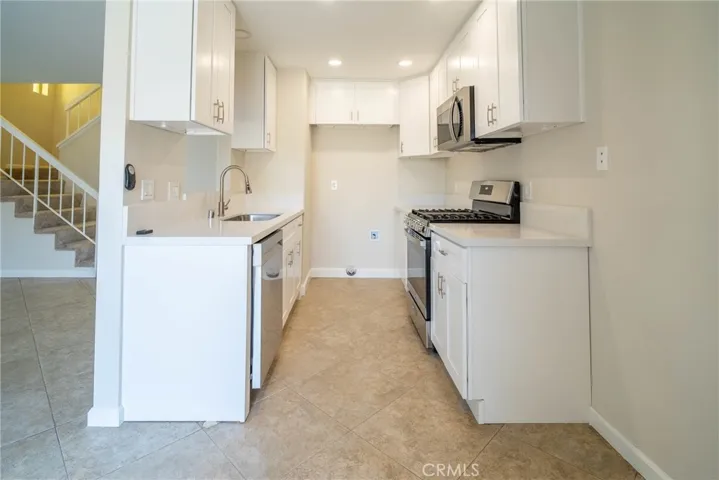 17121 Green Lane A, Huntington Beach, California 92649