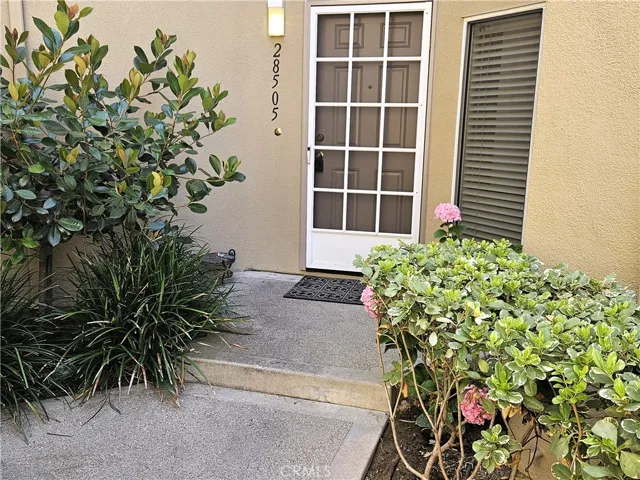 28505 Klondike Drive, Lake Forest, California 92679