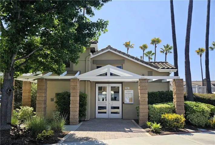 Montecito HOA Clubhouse Entrance
