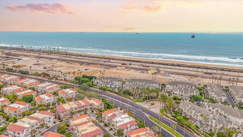 You will love the ocean breeze as well as all the activities that Huntington Beach has to offer.