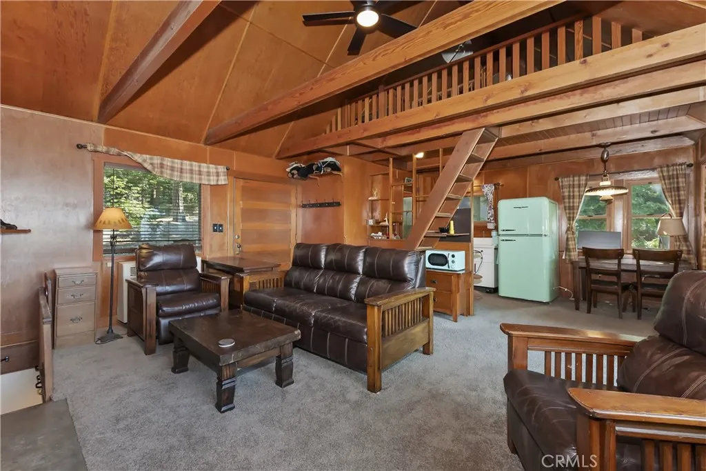 1040 Mile High Road, Twin Peaks, California 92391 home-pic-10