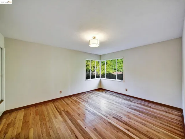 3303 Rubin Dr, Oakland, California 94602