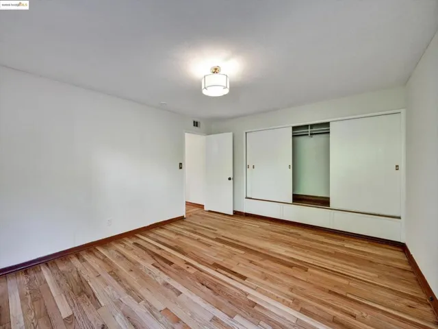 3303 Rubin Dr, Oakland, California 94602