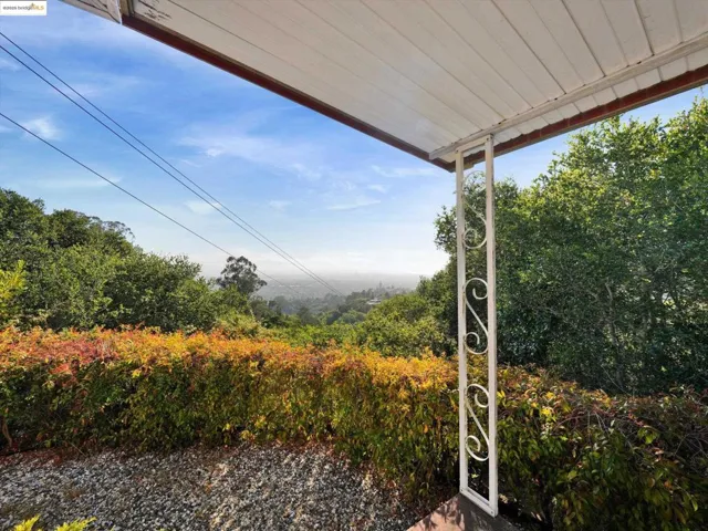 3303 Rubin Dr, Oakland, California 94602