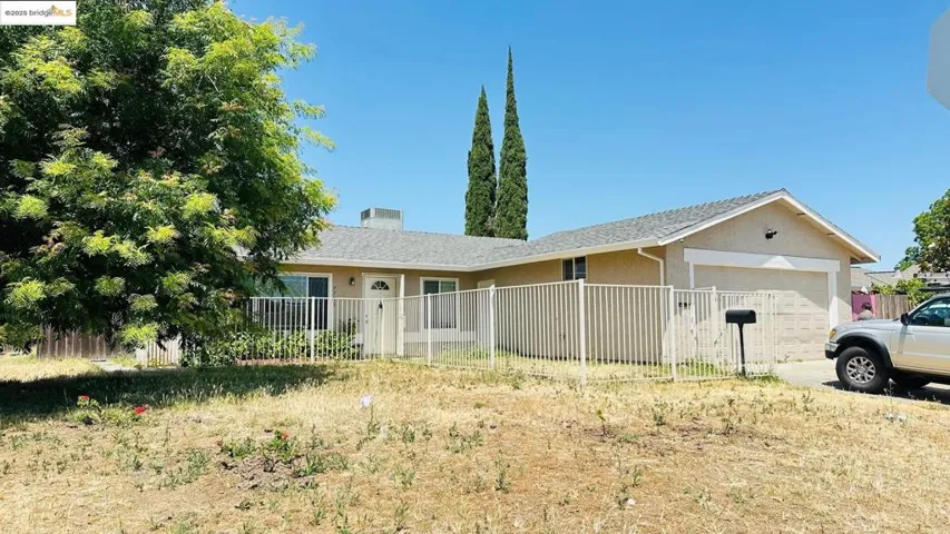 7762 Lytle Street, Sacramento, California 95832
