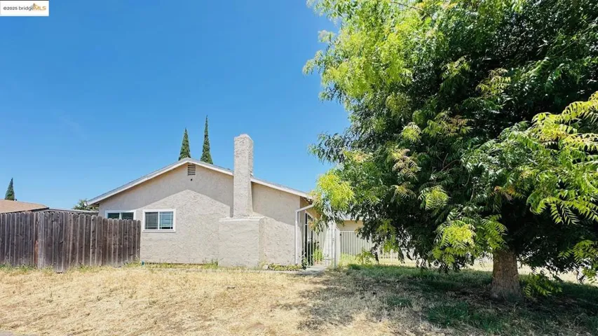 7762 Lytle Street, Sacramento, California 95832