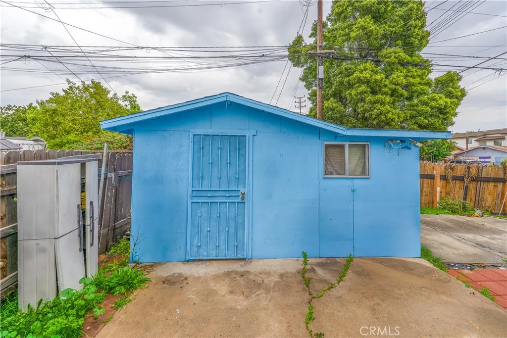 771 W 91st Street, Los Angeles, California 90044 home-pic-14