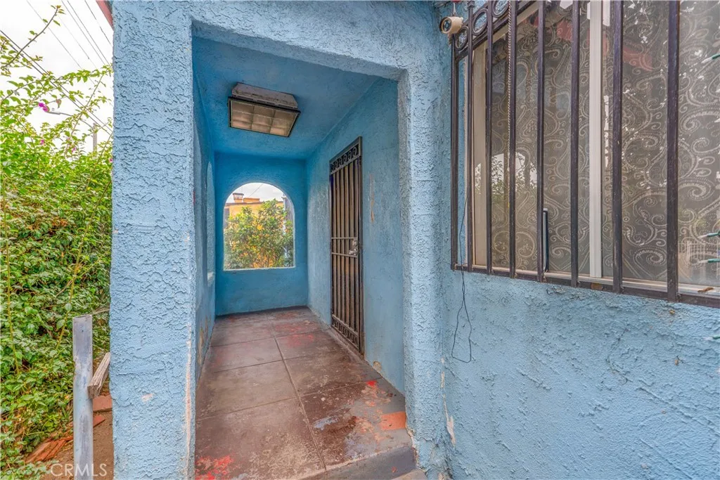 771 W 91st Street, Los Angeles, California 90044 home-pic-4