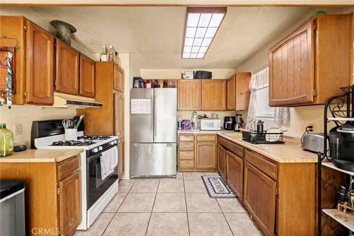 27636 Ethanac Road, Menifee, California 92585