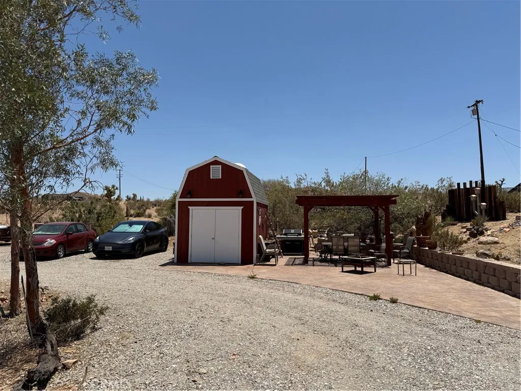 59663 Sunway Drive, Yucca Valley, California 92284 home-pic-32
