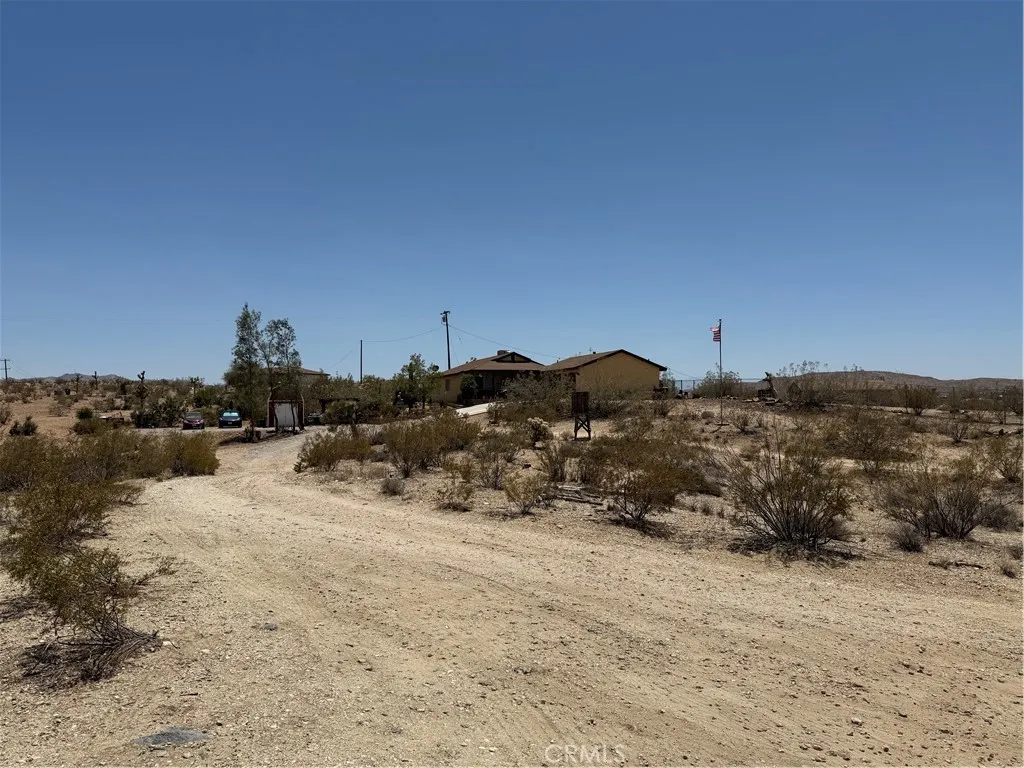 59663 Sunway Drive, Yucca Valley, California 92284 home-pic-42