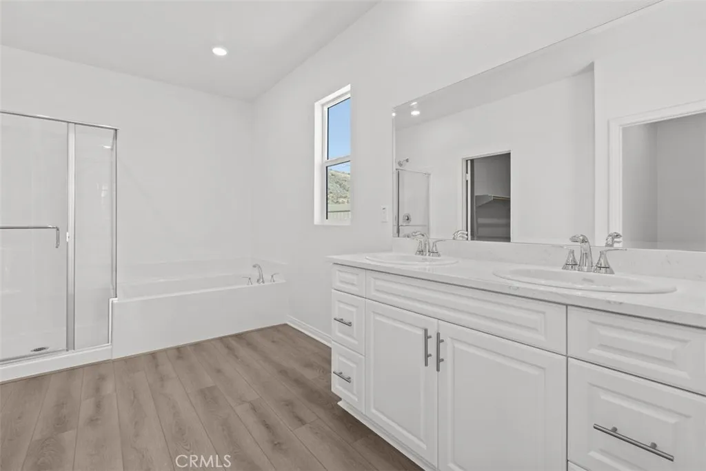 1236 Butterfly Way, Banning, California 92220 home-pic-12