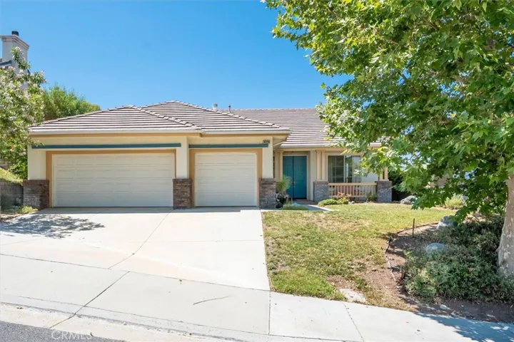 14320 Sequoia Road, Canyon Country, California 91387