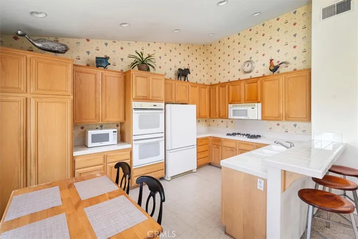14320 Sequoia Road, Canyon Country, California 91387