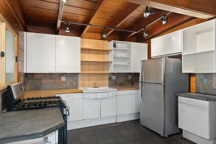 415 W Nutmeg St, San Diego, California 92103