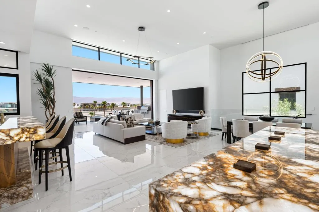 86804 Rogers Way, Thermal, California 92274 home-pic-8