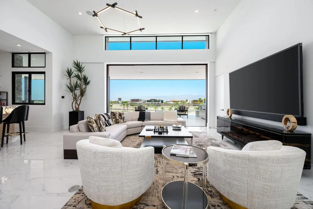 86804 Rogers Way, Thermal, California 92274 home-pic-10