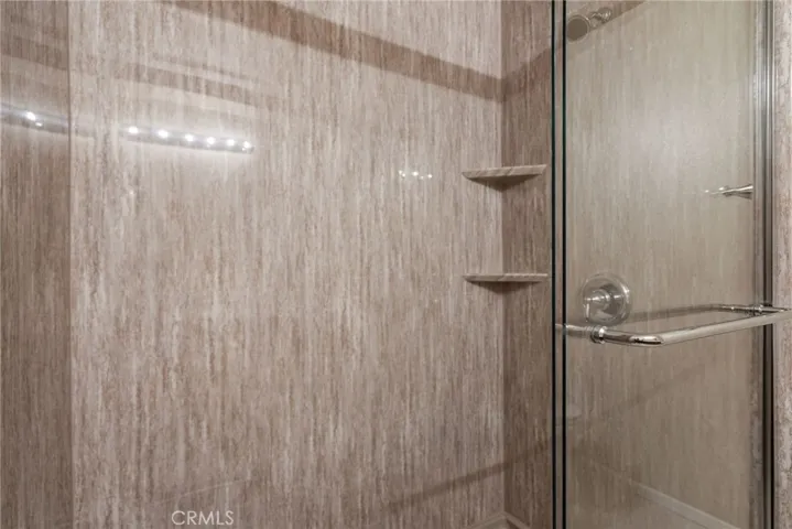 SO SO CLEAN!