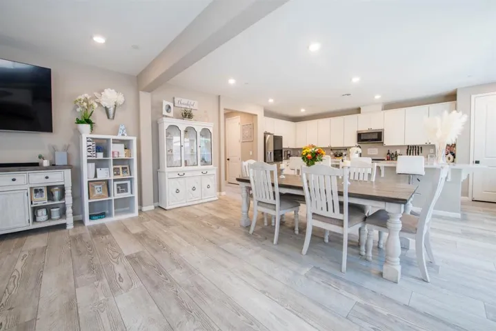 5132 Kevin Place, Rohnert Park, California 94928