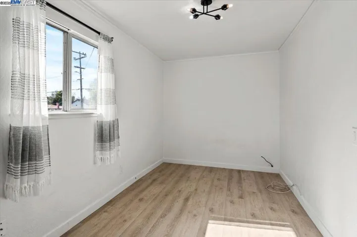 Spacious Bedrm 1