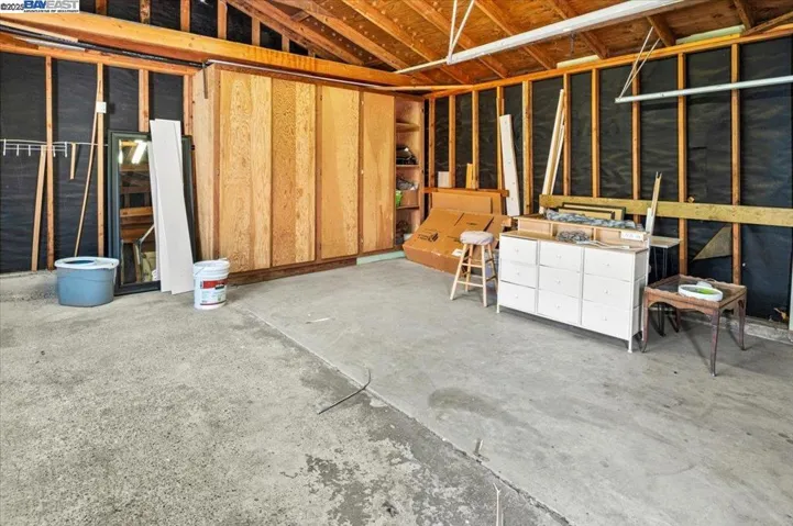 2019 E St, Hayward, California 94541