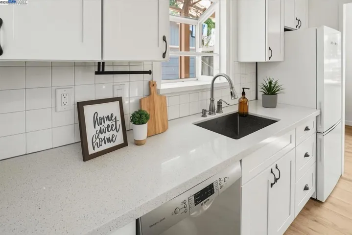 2019 E St, Hayward, California 94541