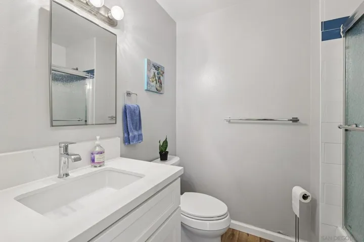 9833 Caminito Bolsa, San Diego, California 92129