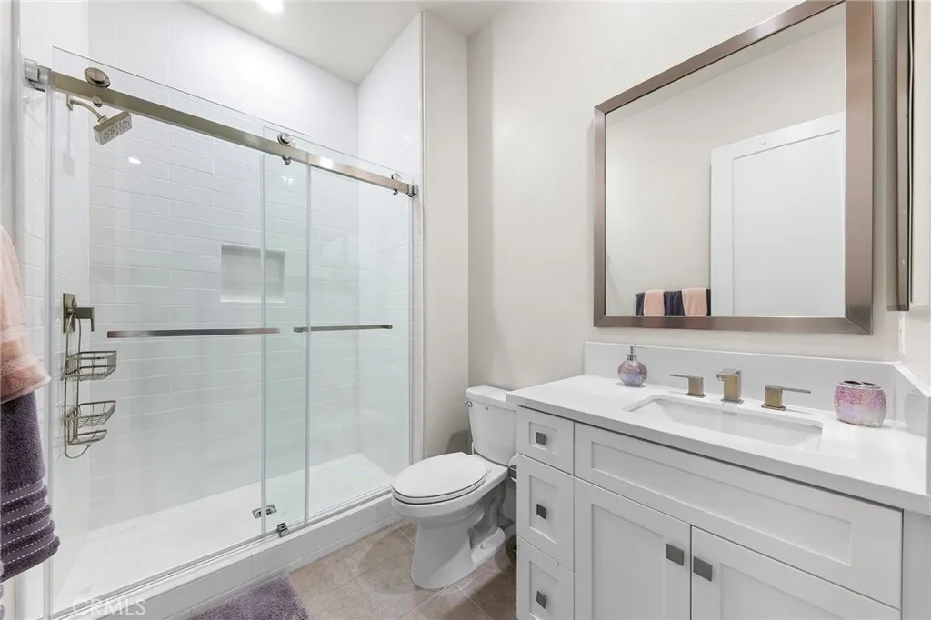 110 Pixel, Irvine, California 92618 home-pic-67