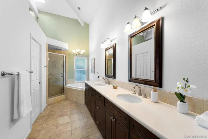 12417 Shropshire Lane, San Diego, California 92128