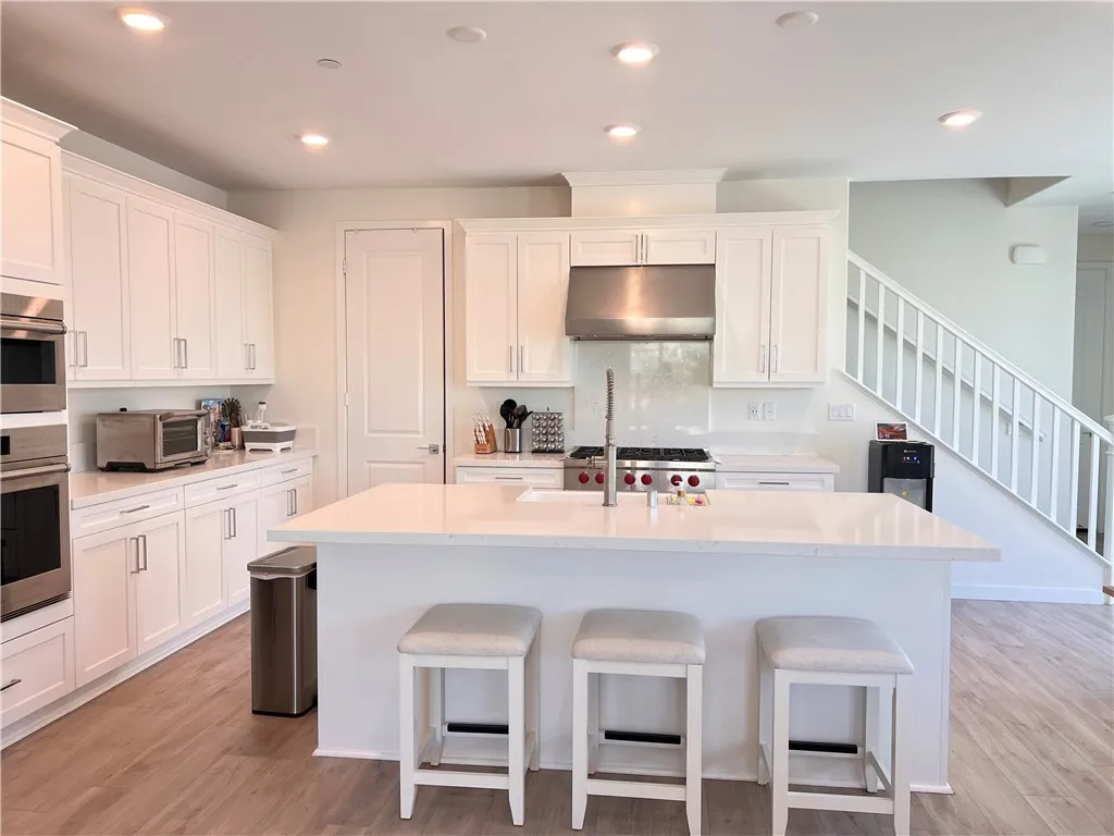 27620 Symphony Place, Valencia, California 91381 home-pic-5