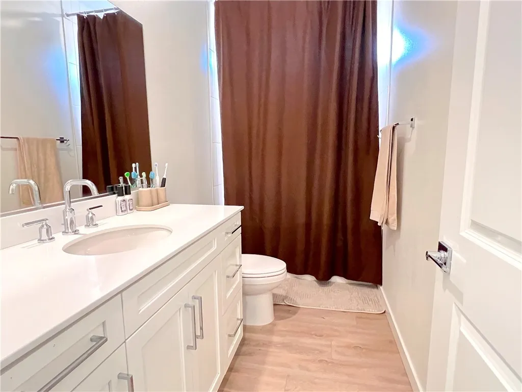 27620 Symphony Place, Valencia, California 91381 home-pic-20