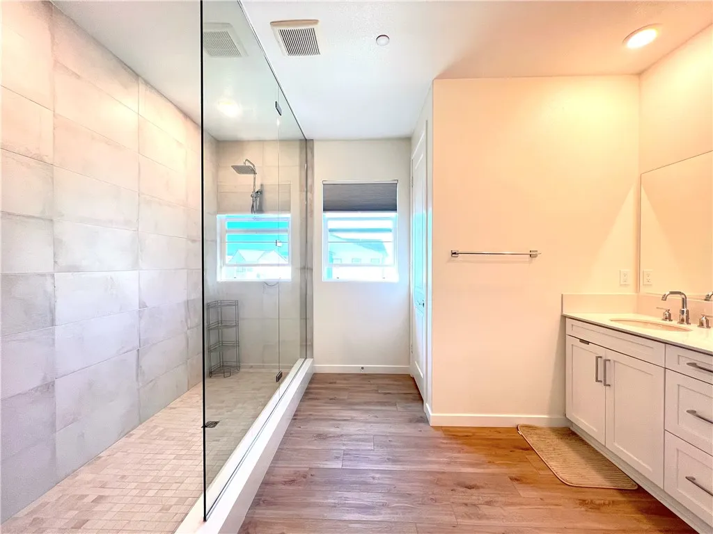 27620 Symphony Place, Valencia, California 91381 home-pic-14
