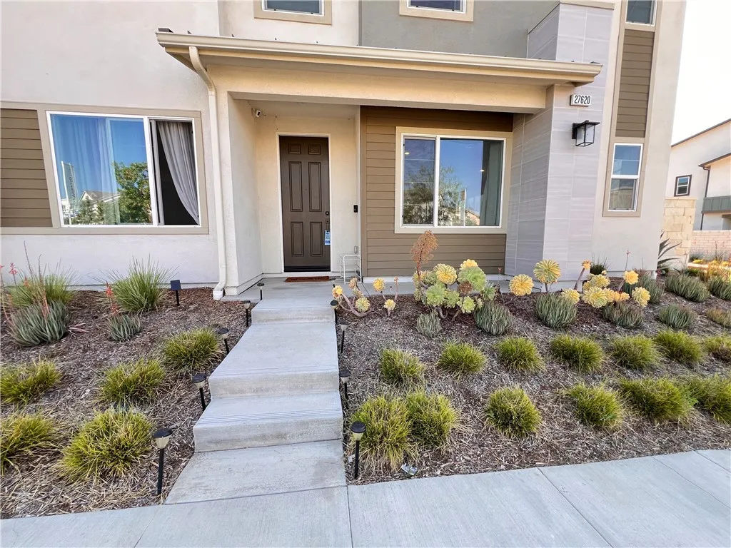 27620 Symphony Place, Valencia, California 91381 home-pic-26