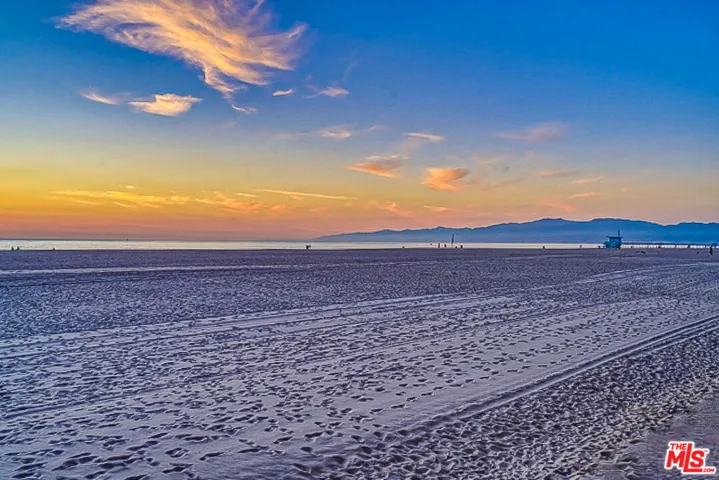 4403 Ocean Front Walk 104, Marina Del Rey, California 90292