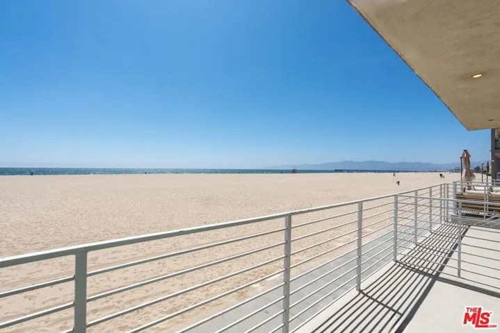 4403 Ocean Front Walk 104, Marina Del Rey, California 90292