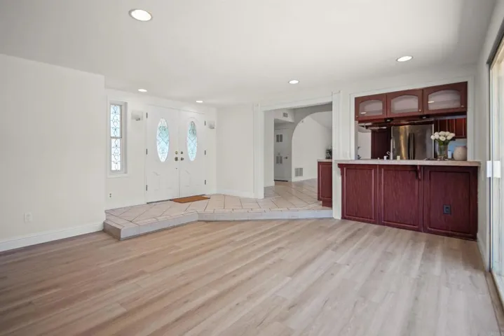 6285 Anvil Lake Avenue, San Diego, California 92119