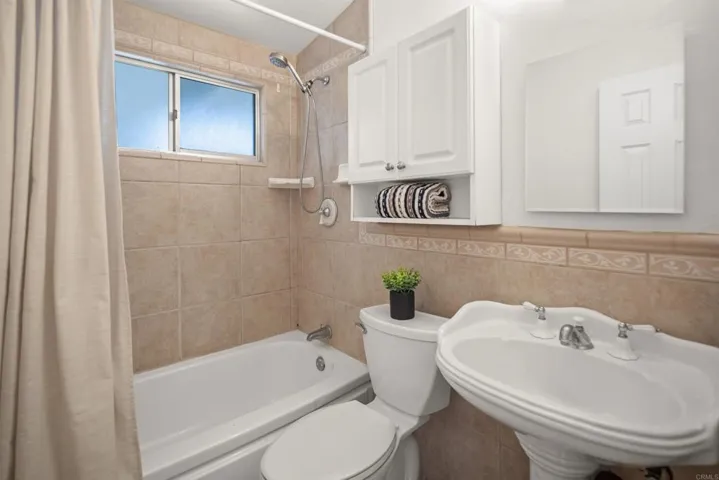 6285 Anvil Lake Avenue, San Diego, California 92119