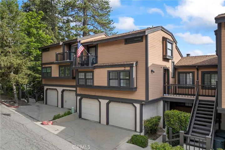 4 Village Bay Unit F 2, Lake Arrowhead, California 92352