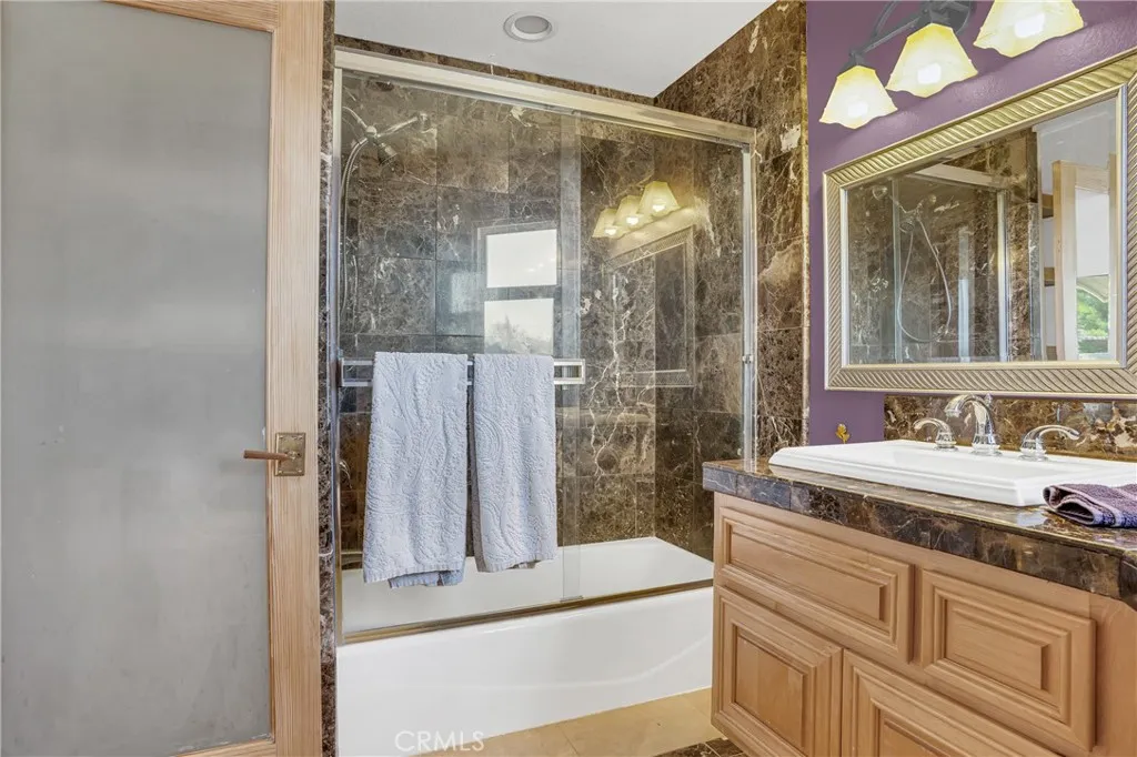 33360 Wright Road, Menifee, California 92584 home-pic-33