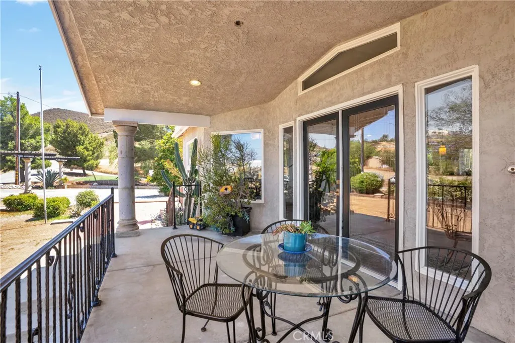33360 Wright Road, Menifee, California 92584 home-pic-6