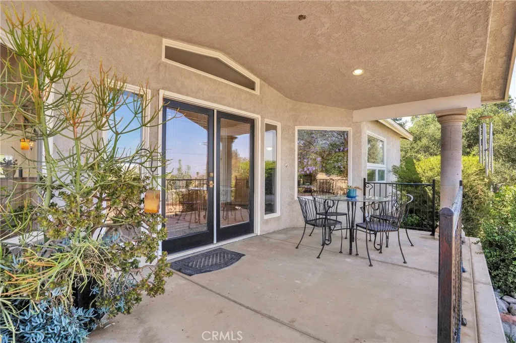 33360 Wright Road, Menifee, California 92584 home-pic-5