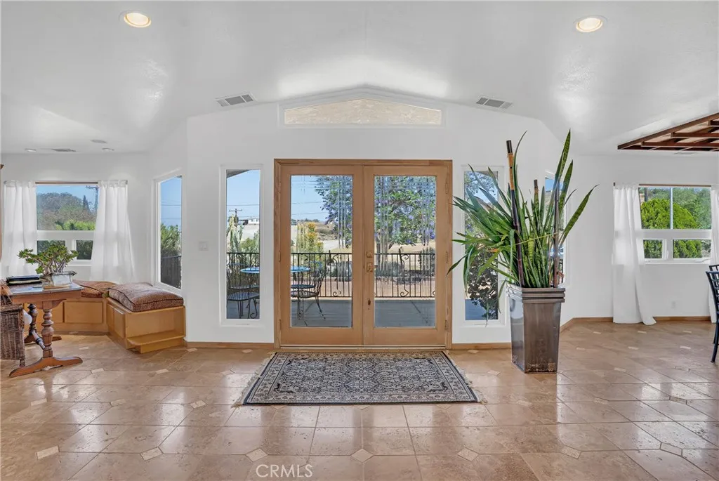 33360 Wright Road, Menifee, California 92584 home-pic-7