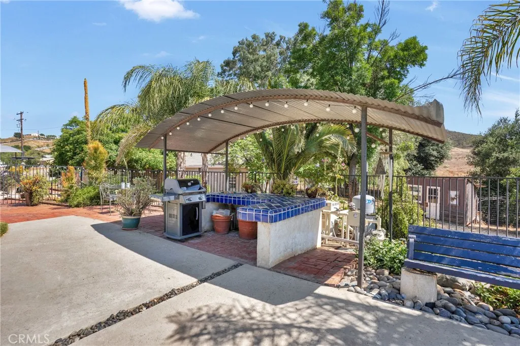 33360 Wright Road, Menifee, California 92584 home-pic-40