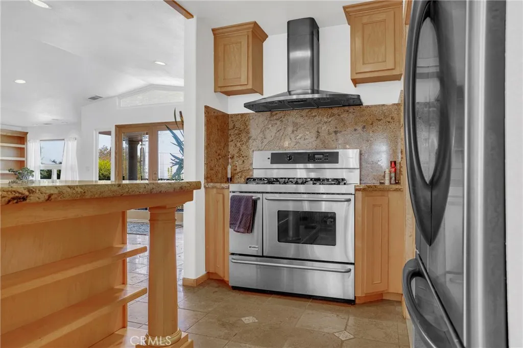 33360 Wright Road, Menifee, California 92584 home-pic-11