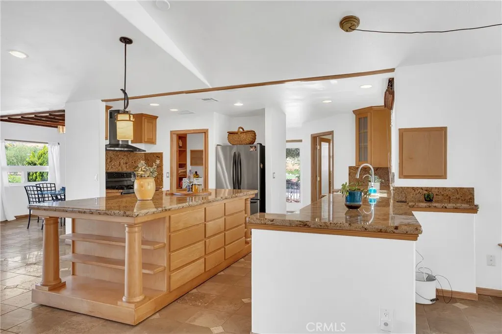 33360 Wright Road, Menifee, California 92584 home-pic-9